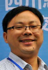 李强